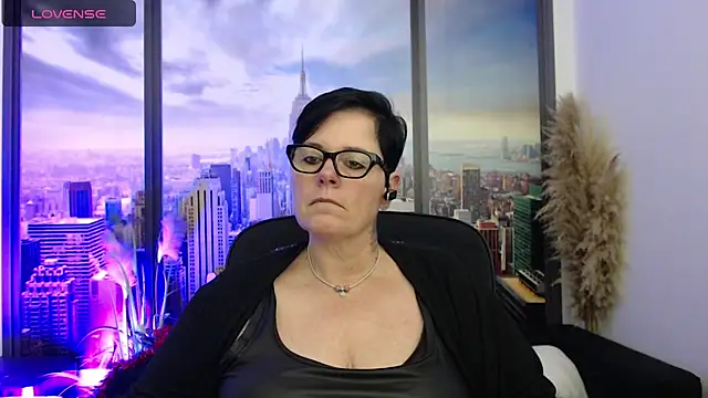 Snapshot of ninarandmann chatting on December 2024 04:05:01 PM ninarandmann online show from December 2024 04:05:01 PM