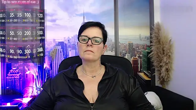 Snapshot of ninarandmann chatting on December 2024 05:03:01 PM ninarandmann online show from December 2024 05:03:01 PM