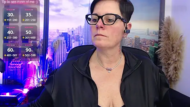 Snapshot of ninarandmann chatting on December 2024 02:47:02 PM ninarandmann online show from December 2024 02:47:02 PM