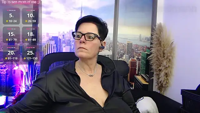 Snapshot of ninarandmann chatting on February 2025 06:06:01 PM ninarandmann online show from February 2025 06:06:01 PM