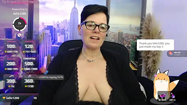 Snapshot of ninarandmann chatting on February 2025 06:33:01 PM ninarandmann online show from February 2025 06:33:01 PM