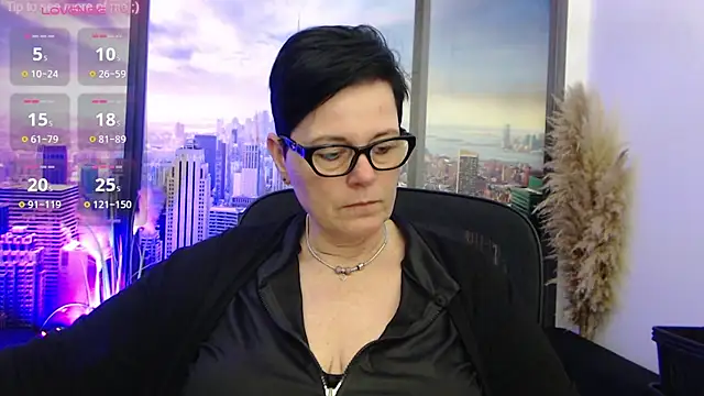 Snapshot of ninarandmann chatting on March 2025 06:34:01 PM ninarandmann online show from March 2025 06:34:01 PM