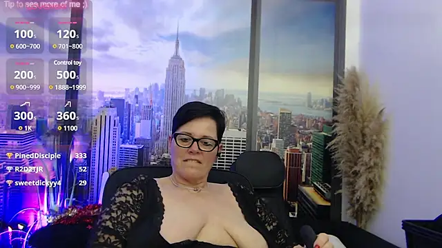 Snapshot of ninarandmann chatting on March 2025 09:36:02 PM ninarandmann online show from March 2025 09:36:02 PM