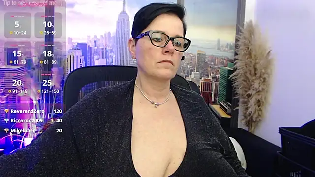 Snapshot of ninarandmann chatting on March 2025 09:15:02 PM ninarandmann online show from March 2025 09:15:02 PM