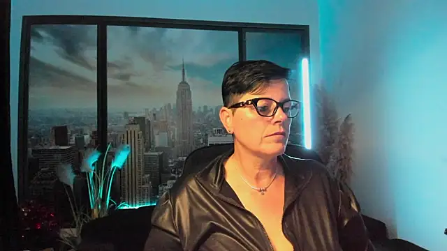 Snapshot of ninarandmann chatting on September 2025 05:56:02 PM ninarandmann online show from September 2025 05:56:02 PM