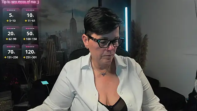 Snapshot of ninarandmann chatting on September 2025 04:29:02 PM ninarandmann online show from September 2025 04:29:02 PM