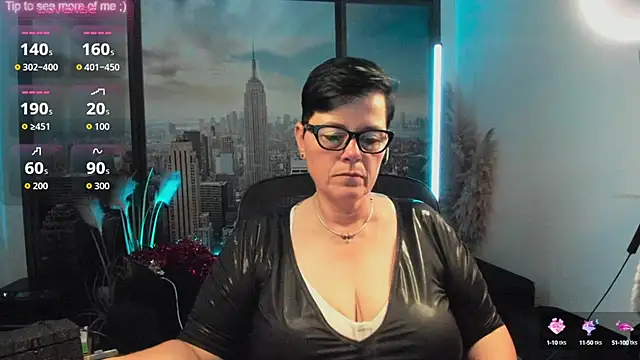 Snapshot of ninarandmann chatting on September 2025 04:45:02 PM ninarandmann online show from September 2025 04:45:02 PM