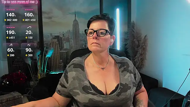 Snapshot of ninarandmann chatting on October 2025 04:27:01 PM ninarandmann online show from October 2025 04:27:01 PM