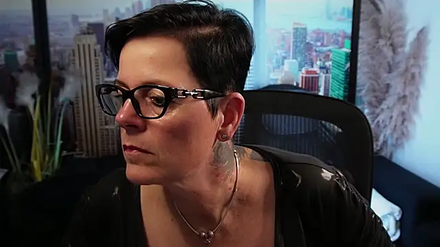 Snapshot of ninarandmann chatting on November 2025 04:53:01 PM ninarandmann online show from November 2025 04:53:01 PM