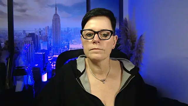 ninarandmann online show from December 2025 06:04:02 PM