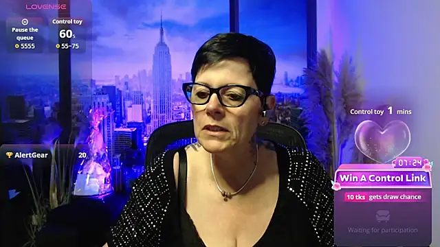 ninarandmann online show from May 2026 04:25:02 PM