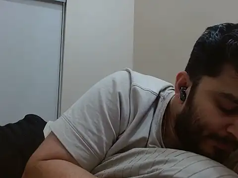 Snapshot of robintoit chatting on November 2025 02:30:02 PM robintoit online show from November 2025 02:30:02 PM