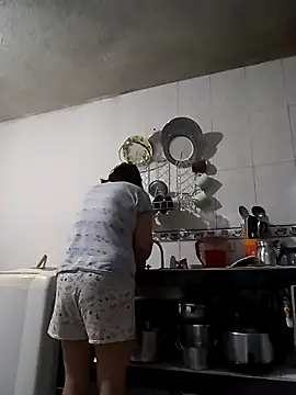 Natasha milf   online show from February 2025 11:21:02 AM