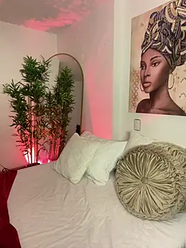  laura 02 online show from December 2024 09:18:02 PM