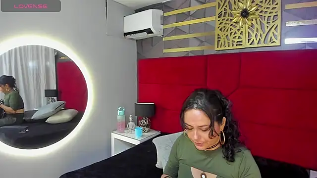 hanny milf online show from January 2025 11:56:02 AM