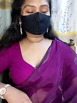 Idhika Paul online show from February 2025 11:58:02 PM