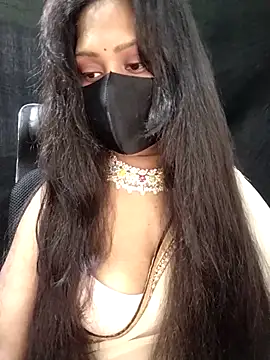 Idhika Paul online show from September 2025 01:18:01 AM