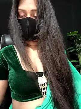 Idhika Paul online show from September 2025 09:58:01 AM