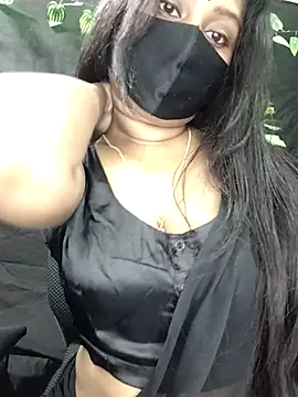 Idhika Paul online show from December 2025 04:45:01 PM