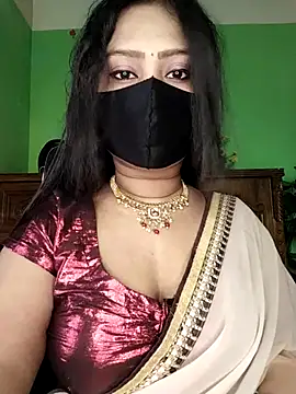 Idhika Paul online show from March 2026 04:29:01 AM