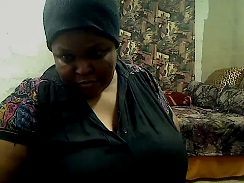 Snapshot of HOTSUGARX5 chatting on May 2026 05:32:01 PM HOTSUGARX5 online show from May 2026 05:32:01 PM