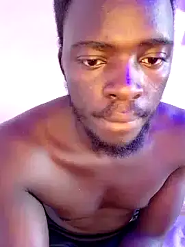 Snapshot of MaskedGQ chatting on March 2025 09:35:02 AM MaskedGQ online show from March 2025 09:35:02 AM