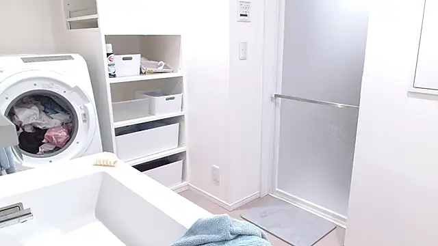 -mirai- online show from February 2025 12:27:01 PM