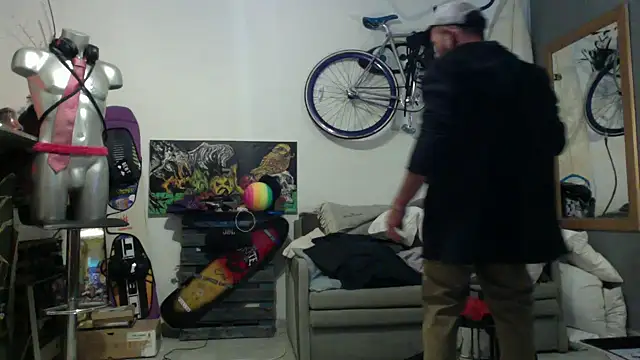 DJUX online show from December 2024 05:31:01 PM