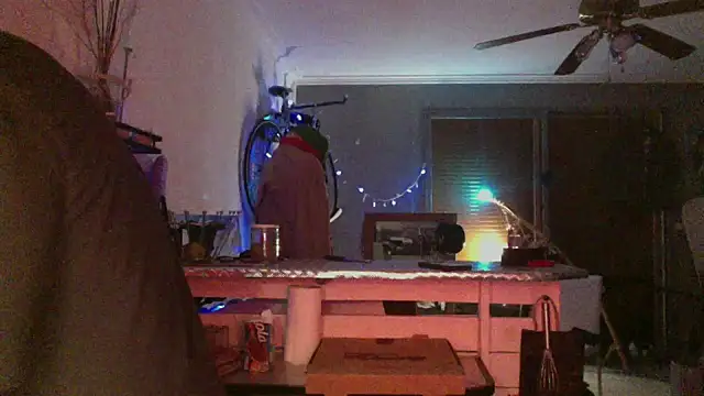 DJUX online show from December 2024 04:20:02 AM