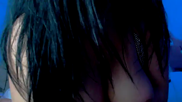 kamila french online show from March 2025 09:21:01 PM