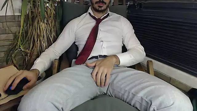 Naughtb0y online show from January 2025 06:20:02 PM