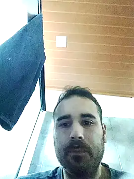 elpotro28 online show from November 2025 01:00:01 PM