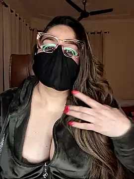 SEXY-Sardarni online show from December 2024 03:47:02 PM