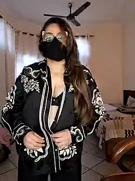 SEXY-Sardarni online show from February 2025 06:28:01 AM