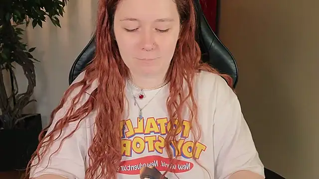 carolina elf online show from November 2025 12:38:01 PM