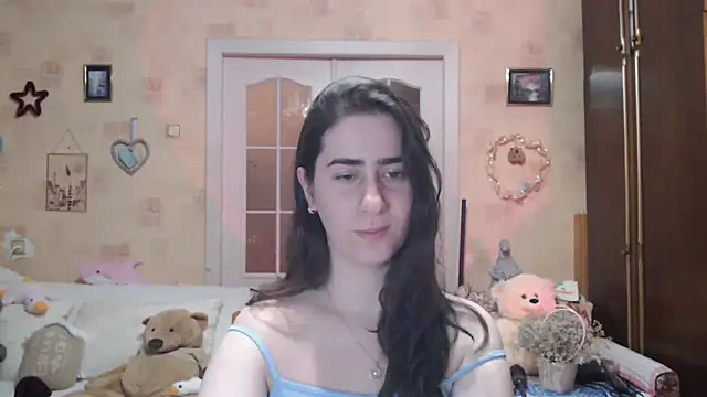 INELIKA online show from November 2025 08:44:01 PM