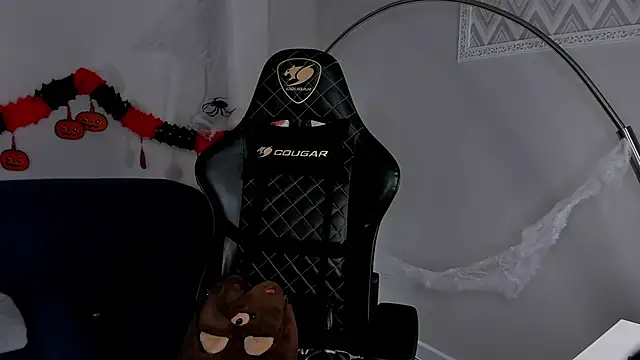 Jane Hayes online show from October 2025 12:12:02 AM