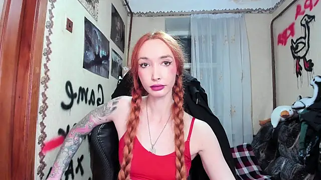 Roxy Silver online show from September 2025 09:03:01 PM