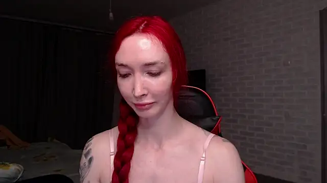 Roxy Silver online show from July 2026 10:56:02 PM