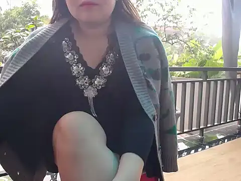 Nanaly Sweet online show from February 2025 01:05:02 AM