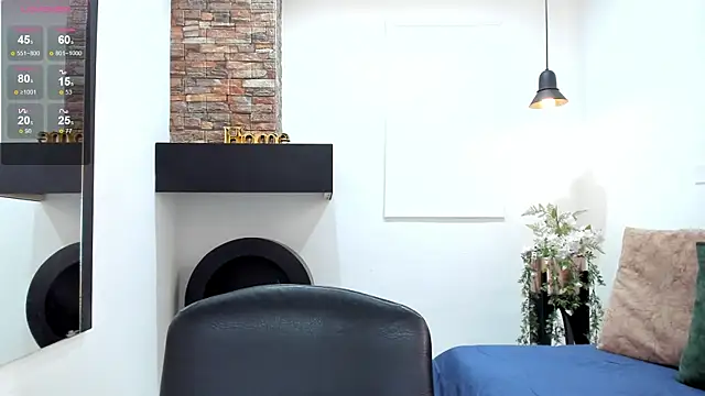  LaraMom  online show from October 2025 07:36:02 PM