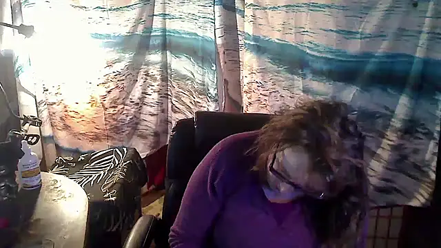 Ireallysquirt online show from February 2025 04:47:01 AM