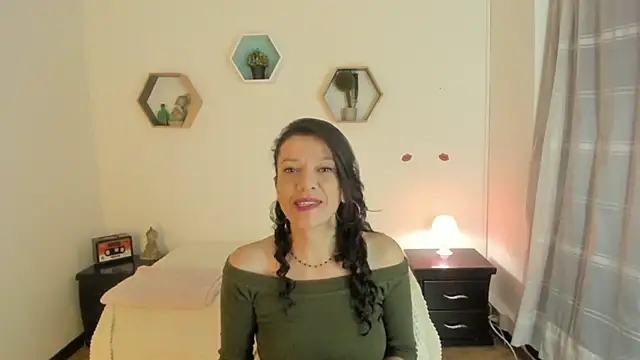 Snapshot of Paloma_victory chatting on February 2026 07:44:02 PM Paloma victory online show from February 2026 07:44:02 PM