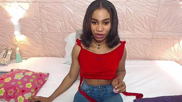 Snapshot of Amarantha_love69 chatting on March 2025 01:20:01 PM Amarantha love69 online show from March 2025 01:20:01 PM