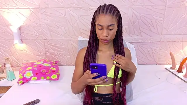 Snapshot of Amarantha_love69 chatting on September 2025 02:19:01 PM Amarantha love69 online show from September 2025 02:19:01 PM