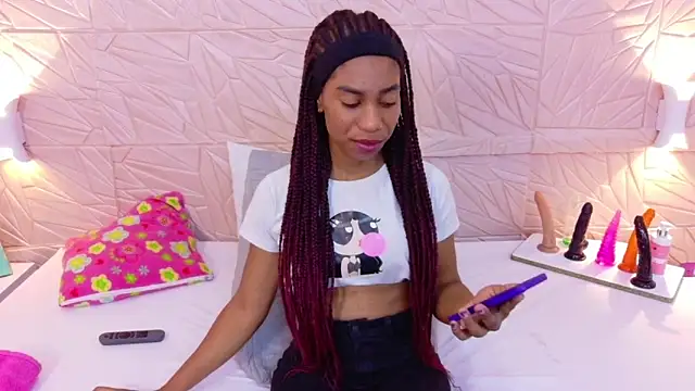 Snapshot of Amarantha_love69 chatting on September 2025 02:00:01 PM Amarantha love69 online show from September 2025 02:00:01 PM