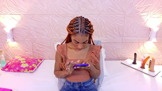 Snapshot of Amarantha_love69 chatting on October 2025 02:18:02 PM Amarantha love69 online show from October 2025 02:18:02 PM