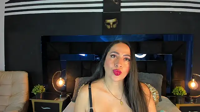 MayraVegas online show from February 2025 01:32:01 PM