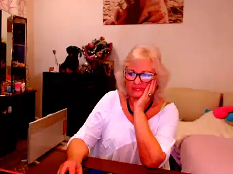 Snapshot of Natali7634 chatting on December 2024 04:31:02 AM Natali7634 online show from December 2024 04:31:02 AM