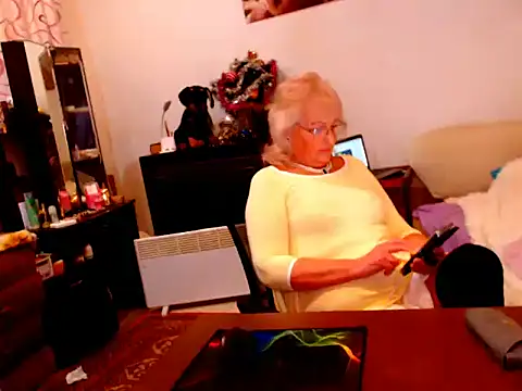 Snapshot of Natali7634 chatting on December 2024 04:58:01 PM Natali7634 online show from December 2024 04:58:01 PM